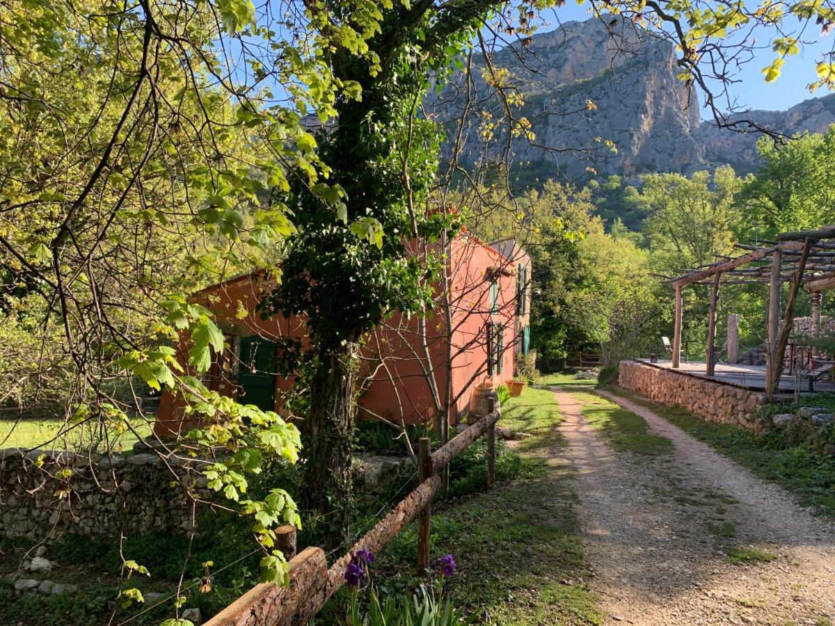 Bergerie de charme à Moustiers Moustiers-Sainte-Marie Exterior foto