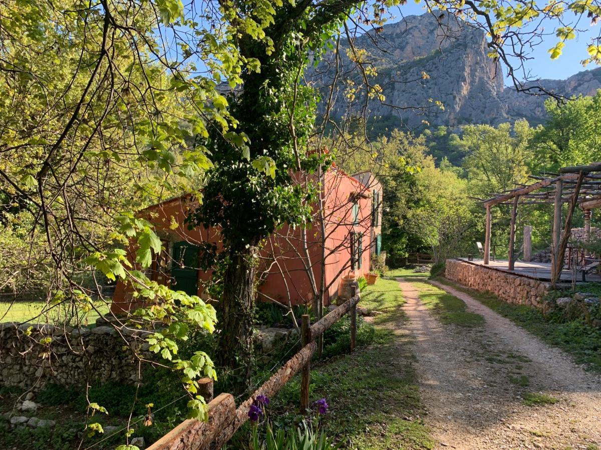 Bergerie de charme à Moustiers Vila Exterior foto